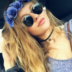 Meet your Posher, Savannah